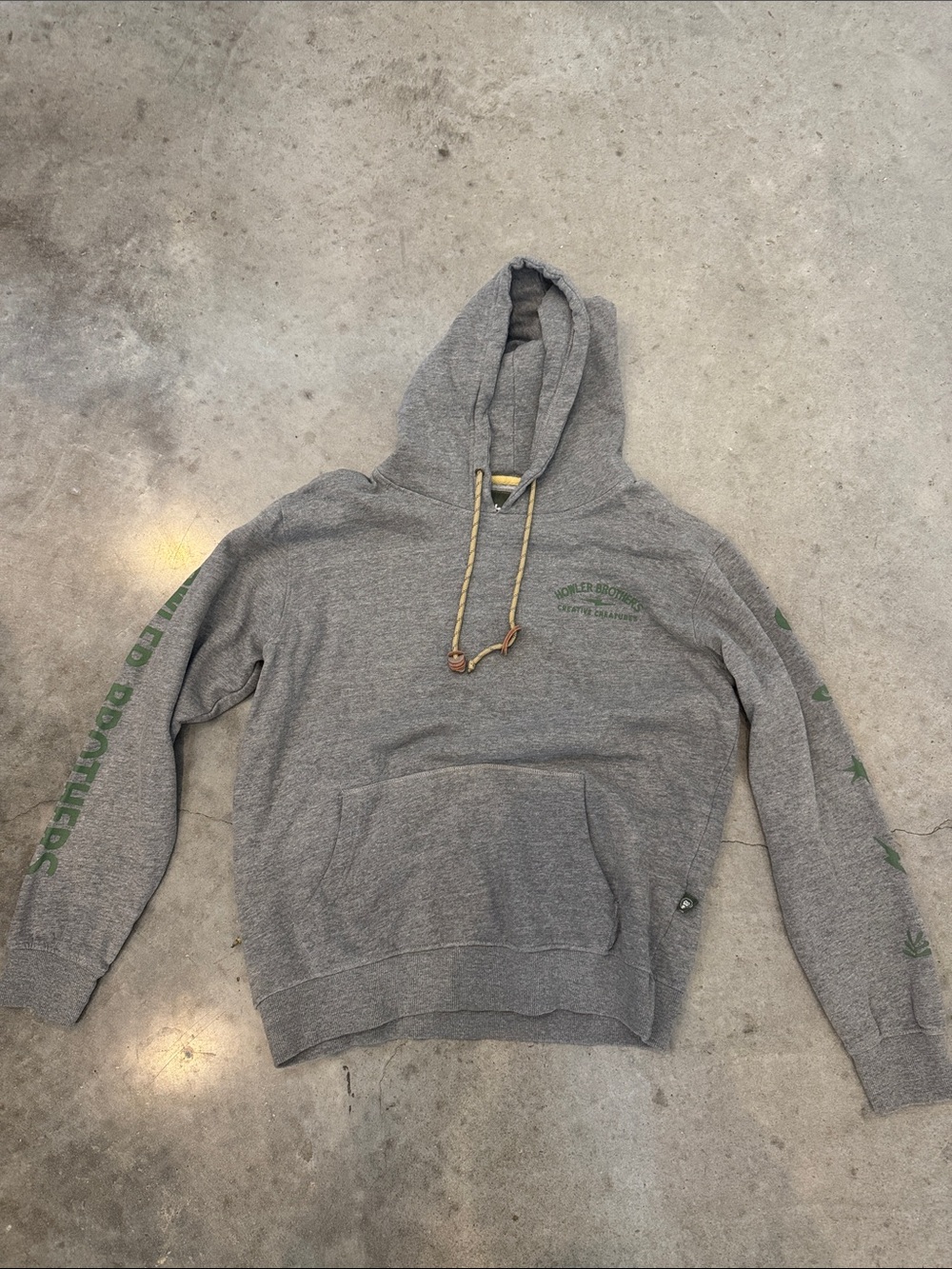Howler Brothers Limited Creative Creatures Pullover Hoodie Gray Medium